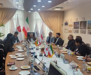 نشست صمیمی جامعه هدف شاهد و ایثارگر شاغل سازمان فرهنگی، هنری، ورزشی و سیاحتی کوثر با دکتر محمدرضا گروسی