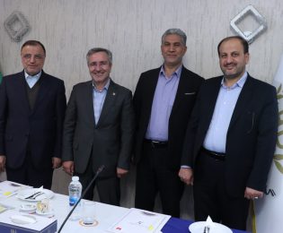 در  نشست مشترک سرپرست سازمان فرهنگی، هنری، ورزشی و سیاحتی کوثر با استاندار گلستان  و نمایندگان مجلس  مطرح شد: توسعه گردشگری و ظرفیت‌های ارائه خدمت به خانواده شهدا در گلستان