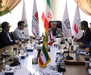 دکتر محمدرضا گروسی در دومین جلسه شورای معاونین و مدیران: با ایجاد کارگروه در حوزه های مختلف،برنامه ریزی جهت توسعه و ارتقاء کیفیت خدمات صورت پذیرد