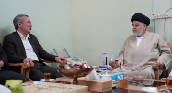 دکتر محمدرضا گروسی مدیرعامل سازمان فرهنگی، هنری، ورزشی و سیاحتی کوثر  با آیت‌الله سیدجواد شهرستانی، رئیس دفتر آیت‌الله‌العظمی سیستانی در ایران دیدار و گفت و گو کرد