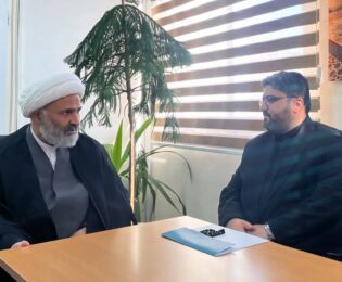 اسماعیل سجادی منش با حجت الاسلام پژمان فر رئیس کمیسیون اصل 90 مجلس شورای اسلامی دیدار و گفتگو کرد